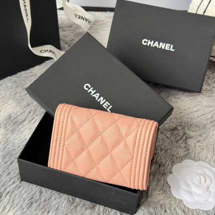 LEBOY WALLET 11 IN BEIGE GRAINED CALFSKIN GOLD-TONE HARDWARE