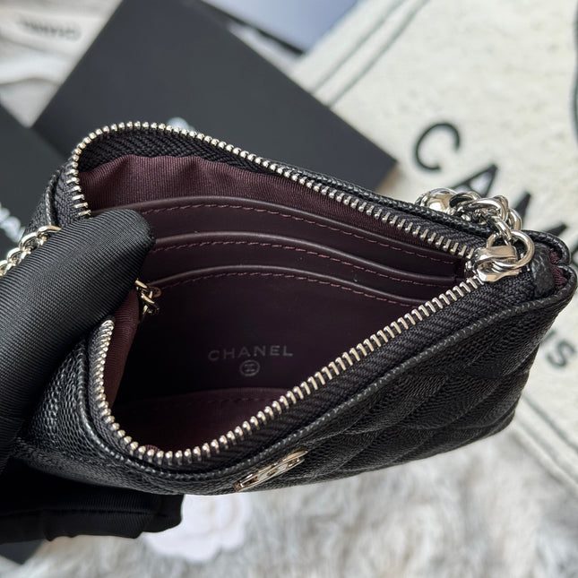 CC CLASSIC ZIPPED POUCH 14 IN BLACK GRAINED CALFSKIN SILVER-TONE CHARM CHAIN