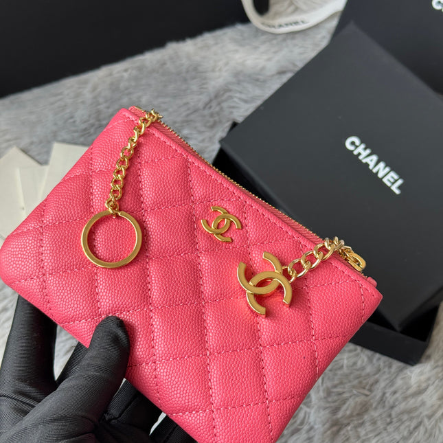 CC CLASSIC ZIPPED POUCH 14 IN CHESTNUT ROSE PINK GRAINED CALFSKIN GOLD-TONE CHARM CHAIN