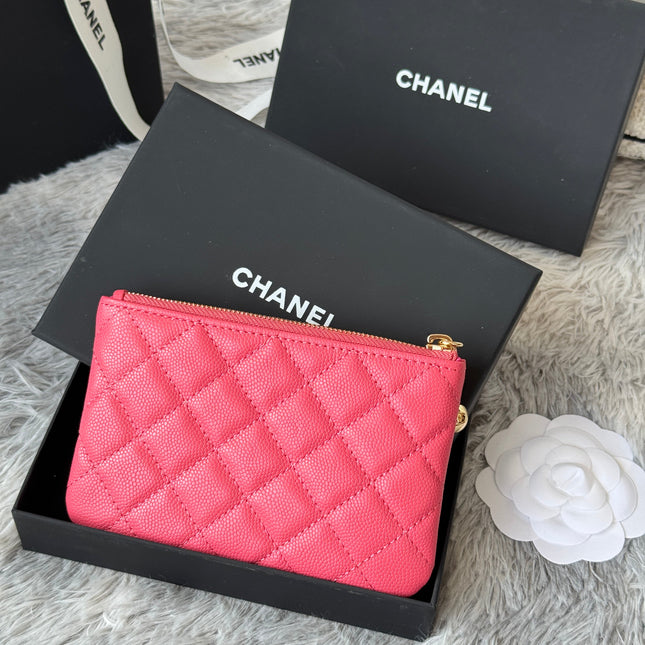 CC CLASSIC ZIPPED POUCH 14 IN CHESTNUT ROSE PINK GRAINED CALFSKIN GOLD-TONE CHARM CHAIN