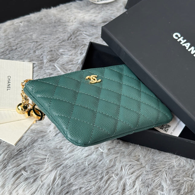 CC CLASSIC ZIPPED POUCH 14 IN NEPTUNE GREEN GRAINED CALFSKIN GOLD-TONE CHARM CHAIN