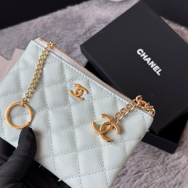 CC CLASSIC ZIPPED POUCH 14 IN MYSTIC GREEN GRAINED CALFSKIN GOLD-TONE CHARM CHAIN