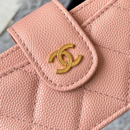 CARD HOLDER 10 CIRCLE CLASP IN TONYS PINK CAVIAR LEATHER GOLD-TONE METALLIC