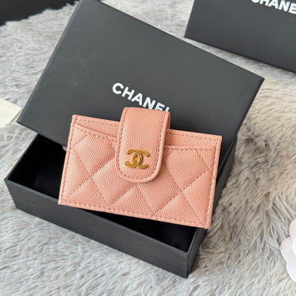 CARD HOLDER 10 CIRCLE CLASP IN TONYS PINK CAVIAR LEATHER GOLD-TONE METALLIC