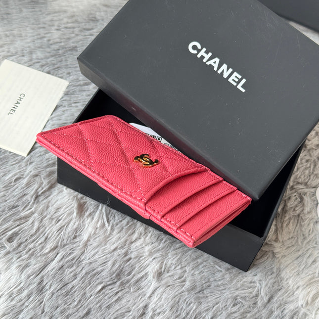 CLASSIC VERTICAL CARD HOLDER 14 IN MANDY PINK GRAINED CALFSKIN GOLD-TONE METALLIC