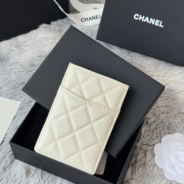 CLASSIC VERTICAL CARD HOLDER 14 IN WHITE GRAINED CALFSKIN GOLD-TONE METALLIC