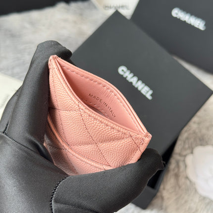 CLASSIC VERTICAL CARD HOLDER 14 IN TONYS PINK GRAINED CALFSKIN GOLD-TONE METALLIC