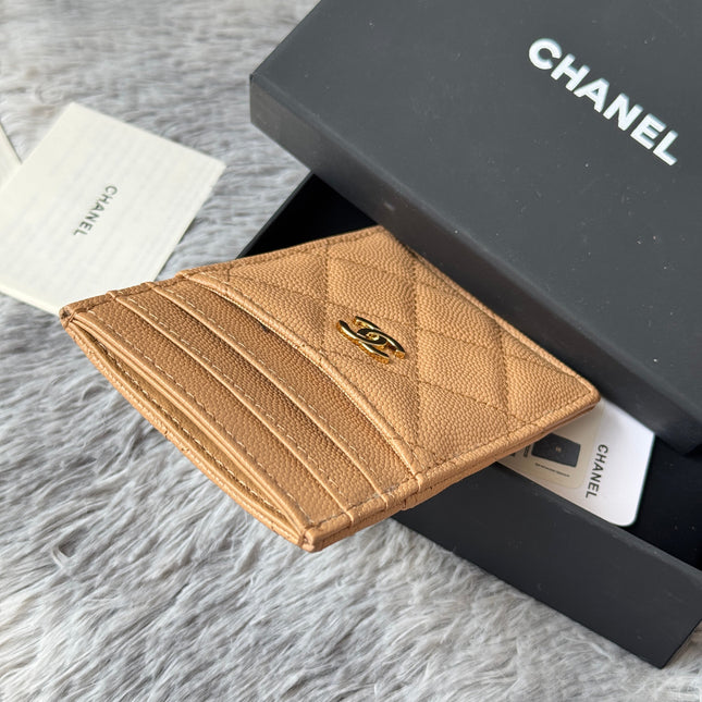 CLASSIC VERTICAL CARD HOLDER 14 IN LIGHT BROWN GRAINED CALFSKIN GOLD-TONE METALLIC