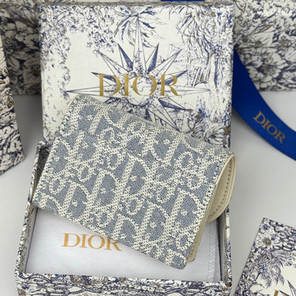 DIOR 25S SADDLE JASMINE GUSSET CARD HOLDER 10 IN LIGHT BLUE OBLIQUE JACQUARD CANVAS