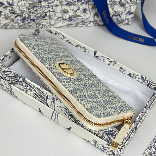 DIOR 25S LONG ZIPPER WALLET 19 IN LIGHT BLUE OBLIQUE JACQUARD CANVAS