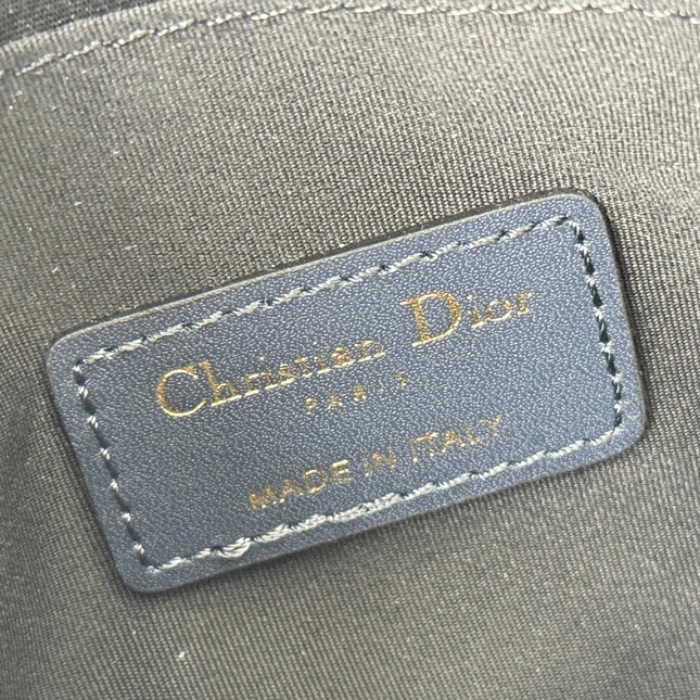 DIOR 25S 30 MONTAIGNE CLUTCH BAG 24 IN BLUE DIOR OBLIQUE JACQUARD