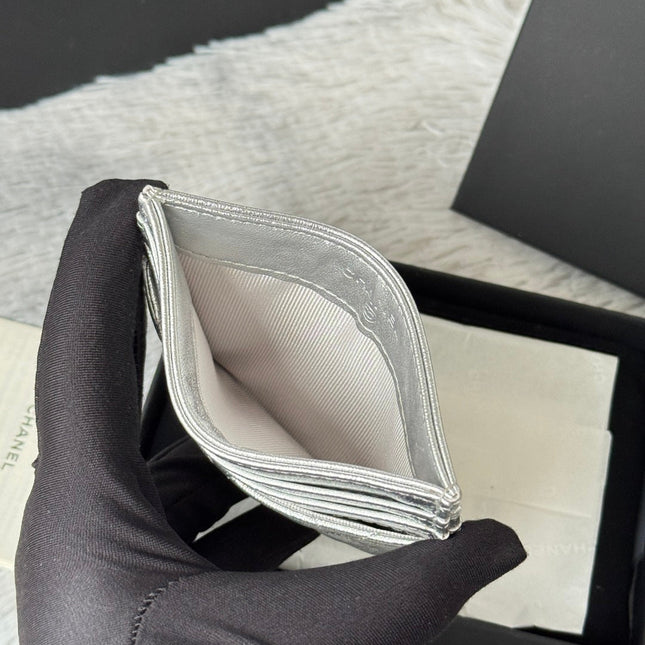 CHANEL 25S CARD HOLDER 11 IN SILVER LAMBSKIN GOLD HARDWARE