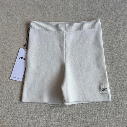 ALO SKINNY KNIT SHORTS STYLE 64