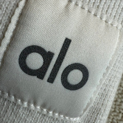 ALO SKINNY KNIT SHORTS STYLE 64