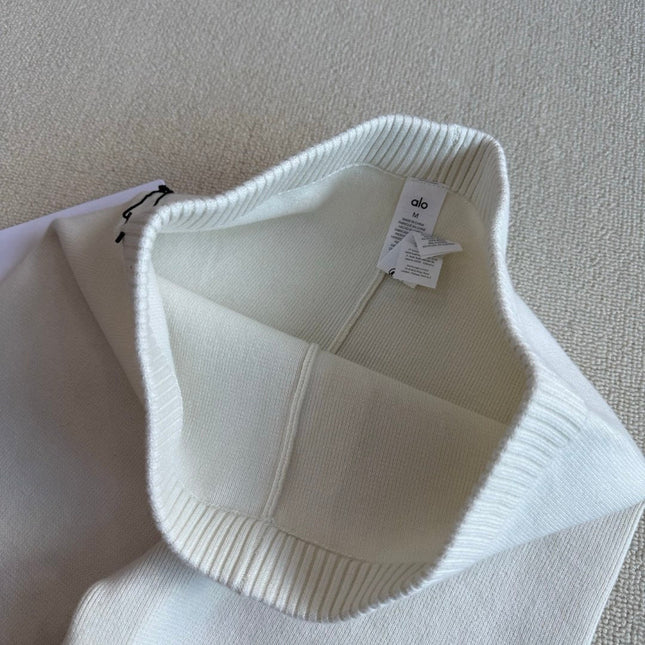 ALO SKINNY KNIT SHORTS STYLE 64