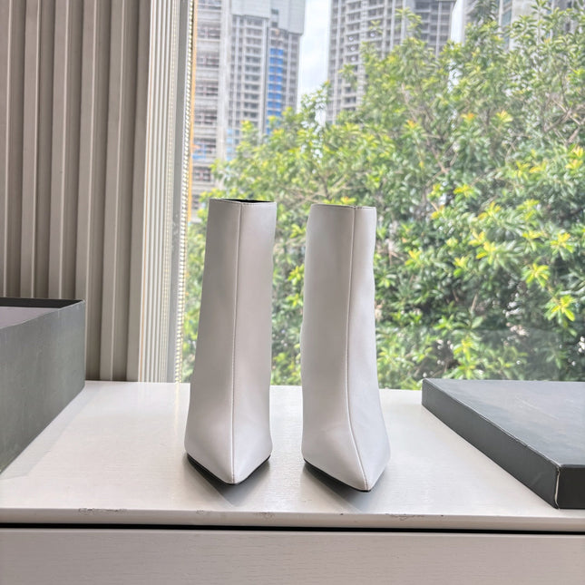 BALENCIAGA 25S ANKLE BOOTS IN WHITE COW LEATHER