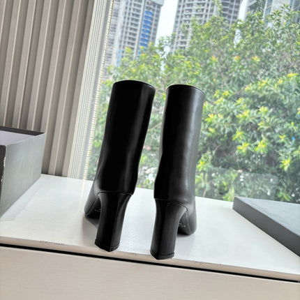 BALENCIAGA 25S ANKLE BOOTS IN BLACK COW LEATHER