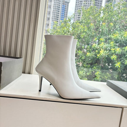 BALENCIAGA 25S ANKLE BOOTS WITH ZIPPER IN WHITE COW LEATHER