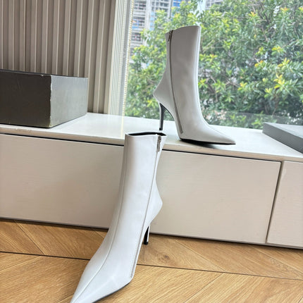 BALENCIAGA 25S ANKLE BOOTS WITH ZIPPER IN WHITE COW LEATHER