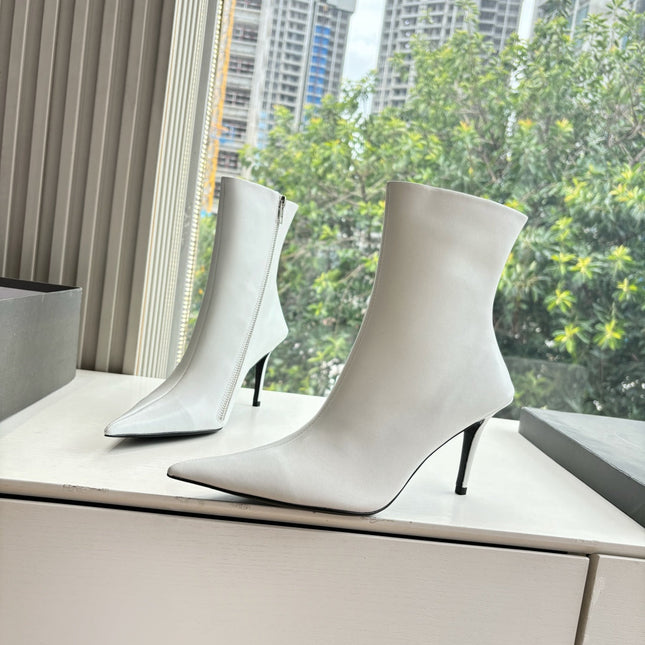 BALENCIAGA 25S ANKLE BOOTS WITH ZIPPER IN WHITE COW LEATHER