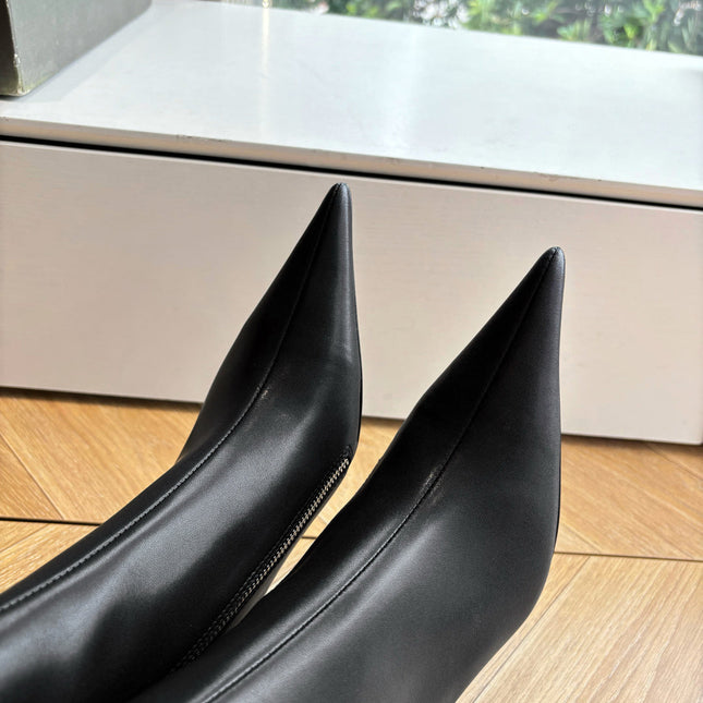 BALENCIAGA 25S ANKLE BOOTS WITH ZIPPER IN BLACK COW LEATHER