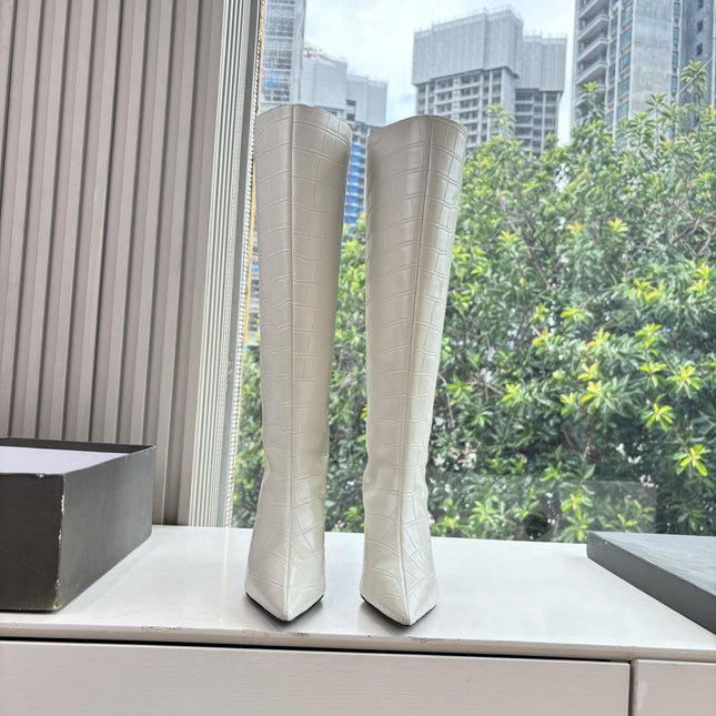 BALENCIAGA 25S HIGH BOOTS IN WHITE EMBOSSED COW LEATHER