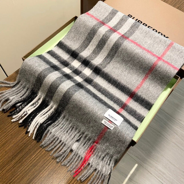 BURBERRY 25S SCARF 180 CM IN CASHMERE 938246