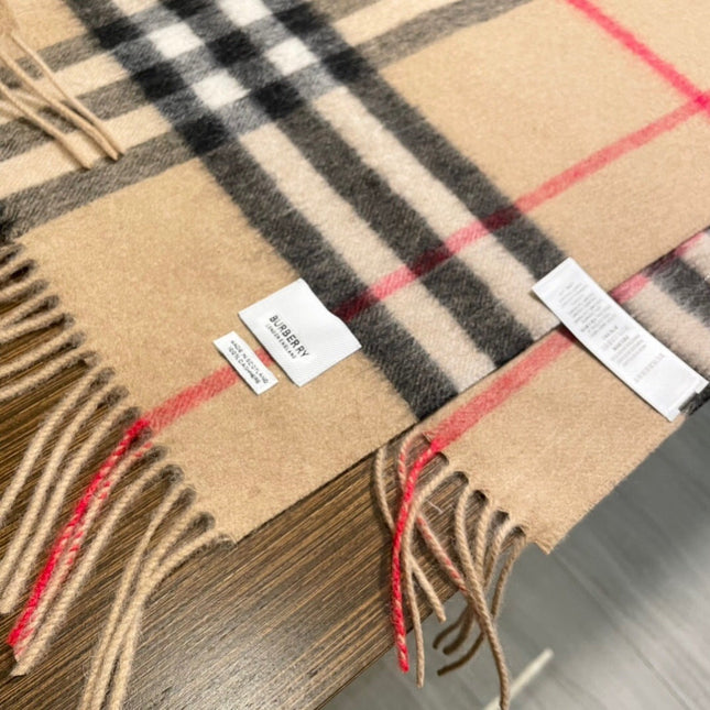 BURBERRY 25S SCARF 180 CM IN CASHMERE 938250