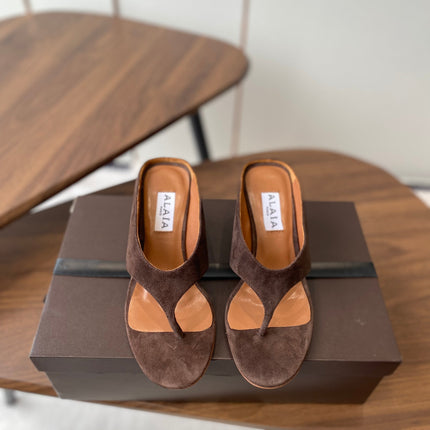 ALAIA WEDGE THONG SANDALS 25S IN BROWN SUEDE