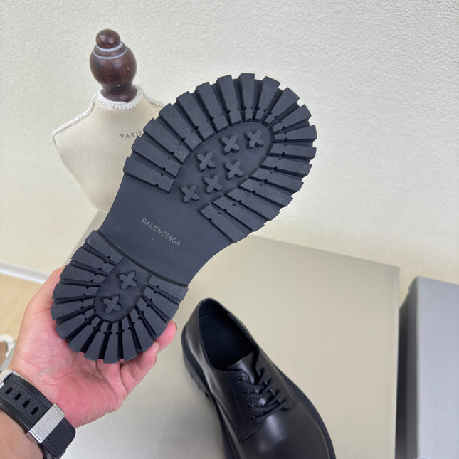 STOMPER DERBY IN BLACK SOFT BULLSKIN