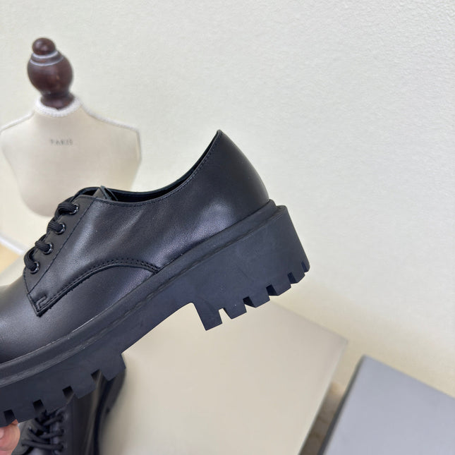 STOMPER DERBY IN BLACK SOFT BULLSKIN