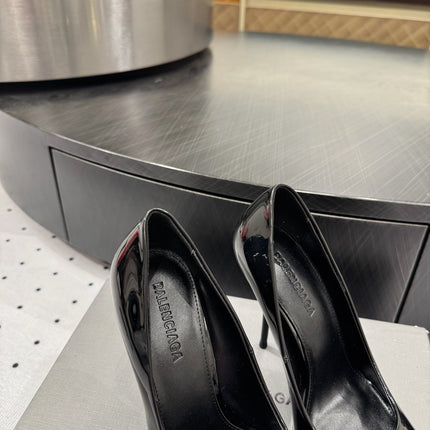 AVENUE 105MM PUMP IN BLACK PATENT CALFSKIN