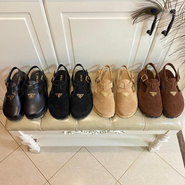 RUBBER SOLE SANDALS IN BLACK SMOOTH LAMBSKIN