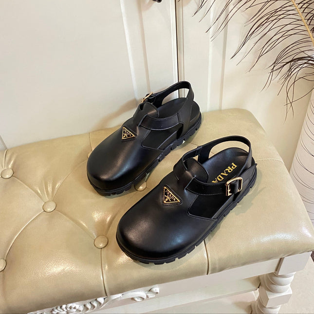 RUBBER SOLE SANDALS IN BLACK SMOOTH LAMBSKIN