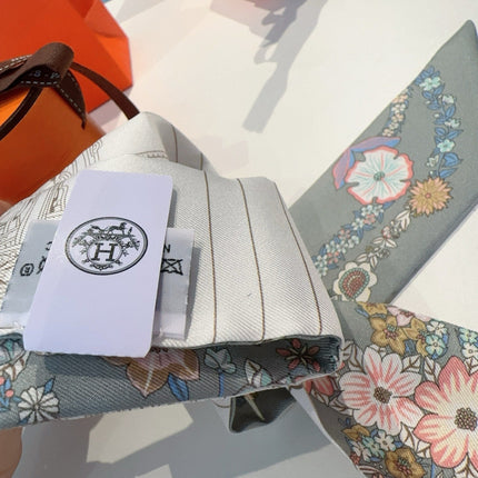 HERMES 25S SILK NECKERCHIEF 86 IN SILK 714376