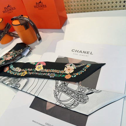 HERMES 25S SILK NECKERCHIEF 86 IN SILK 714377