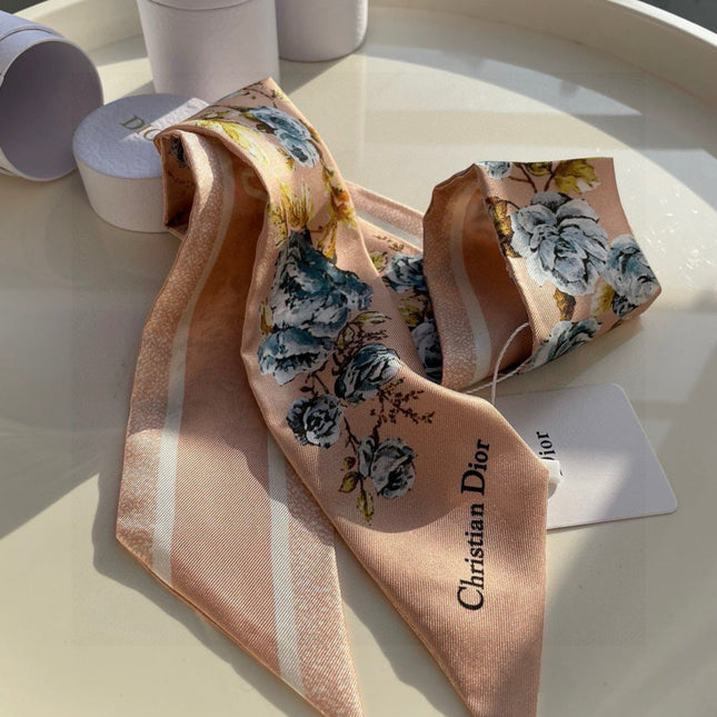 DIOR TWILLY 100 CM IN SILK 714391