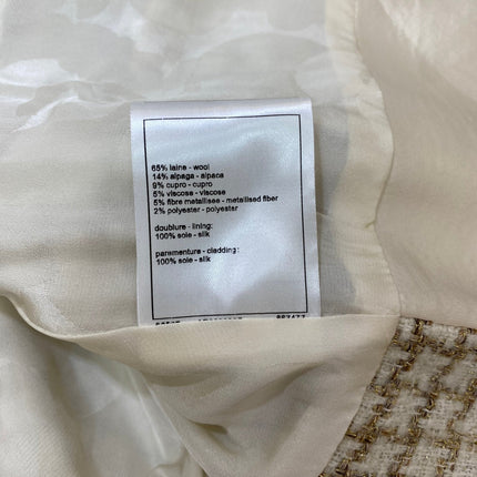 CHANEL 25S TWEED FOUR-POCKET BLAZER 315