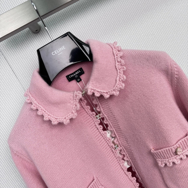CHANEL 25S KNIT CARDIGAN WITH LACE COLLAR 415