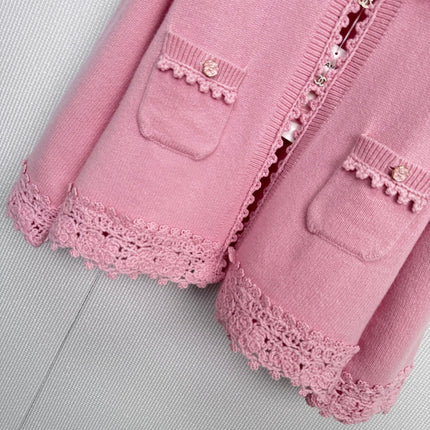 CHANEL 25S KNIT CARDIGAN WITH LACE COLLAR 415