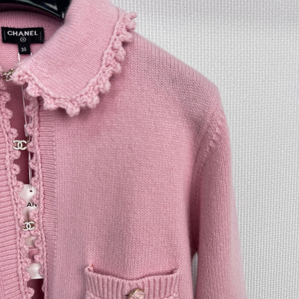 CHANEL 25S KNIT CARDIGAN WITH LACE COLLAR 415