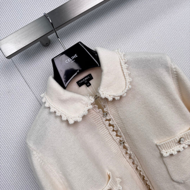 CHANEL 25S KNIT CARDIGAN WITH LACE COLLAR 417