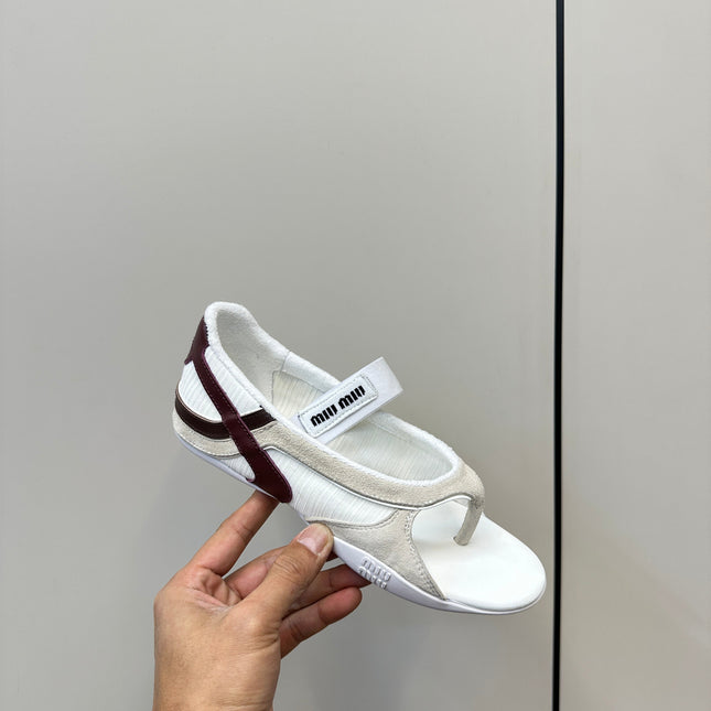 THONG SANDALS IN BEIGE SUEDE MIX WHITE TECH FABRIC