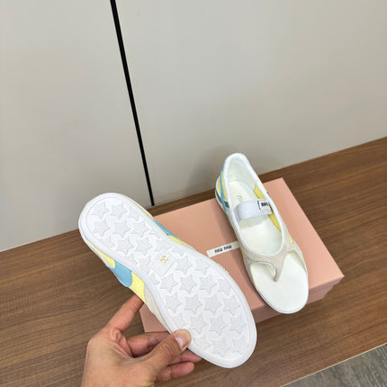 THONG SANDALS IN BEIGE SUEDE MIX YELLOW TECH FABRIC