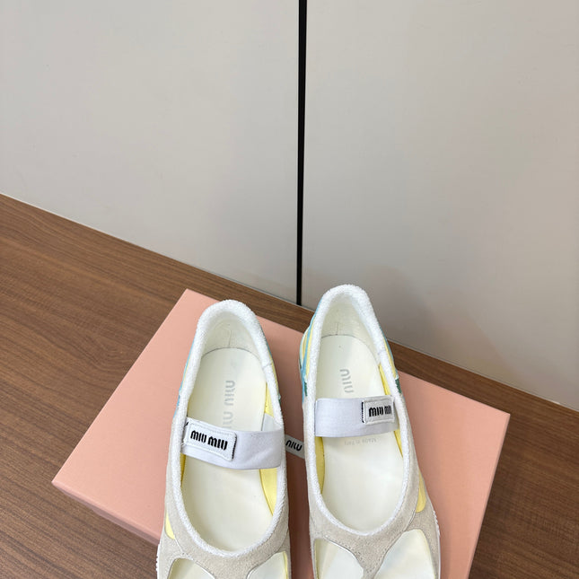 THONG SANDALS IN BEIGE SUEDE MIX YELLOW TECH FABRIC