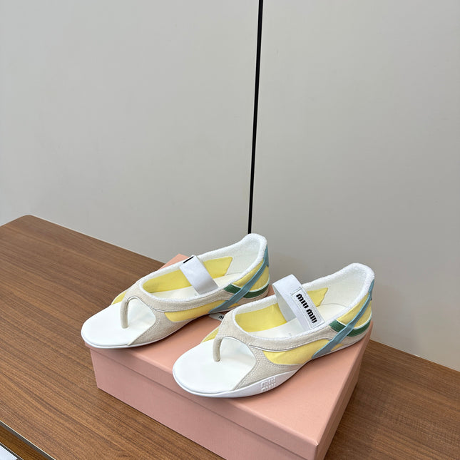 THONG SANDALS IN BEIGE SUEDE MIX YELLOW TECH FABRIC