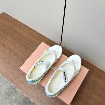 THONG SANDALS IN BEIGE SUEDE MIX YELLOW TECH FABRIC