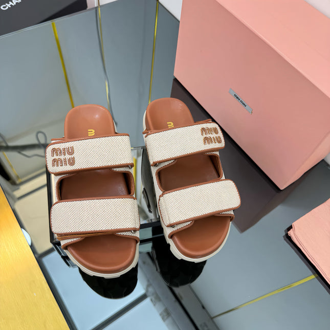 PLATFORM SANDALS IN BROWN EVA SOLE WHITE WITH BROWN POLKA DOTS