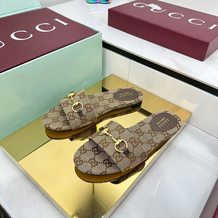 GG SLIDES IN DARK BEIGE WITH GOLD HARDWARE