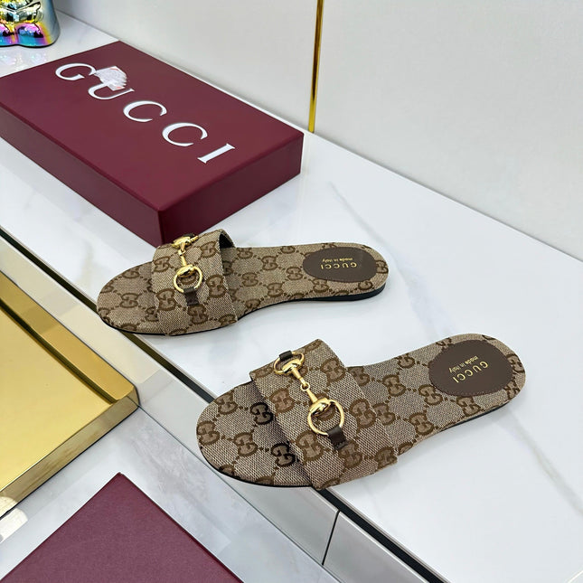 GG SLIDES IN DARK BEIGE WITH GOLD HARDWARE